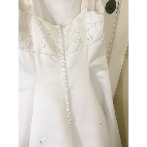 Oleg Cassini Women's A Line Caviar Beaded Weddiing Dress With Train - 20 - Picture 5 of 16